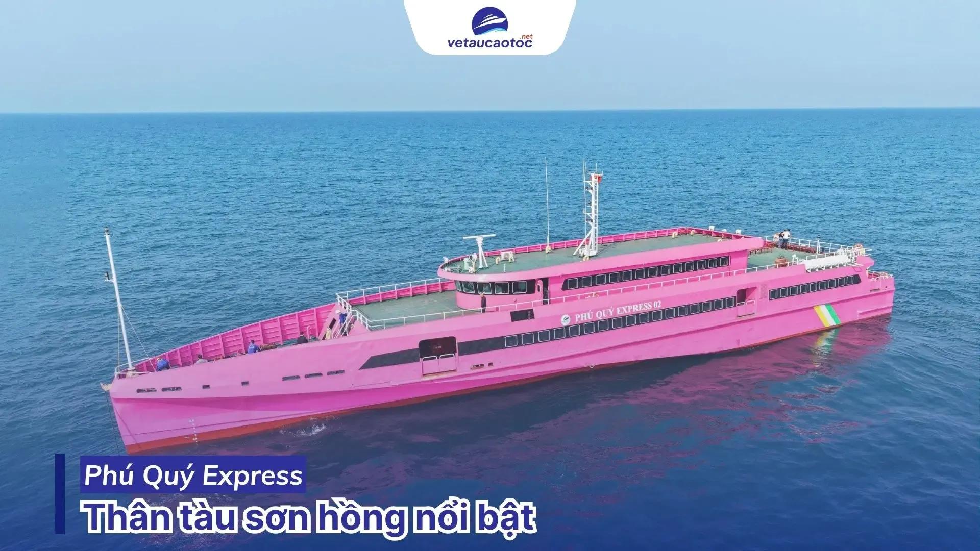 Tàu Phú Quý Express màu hồng nổi bật