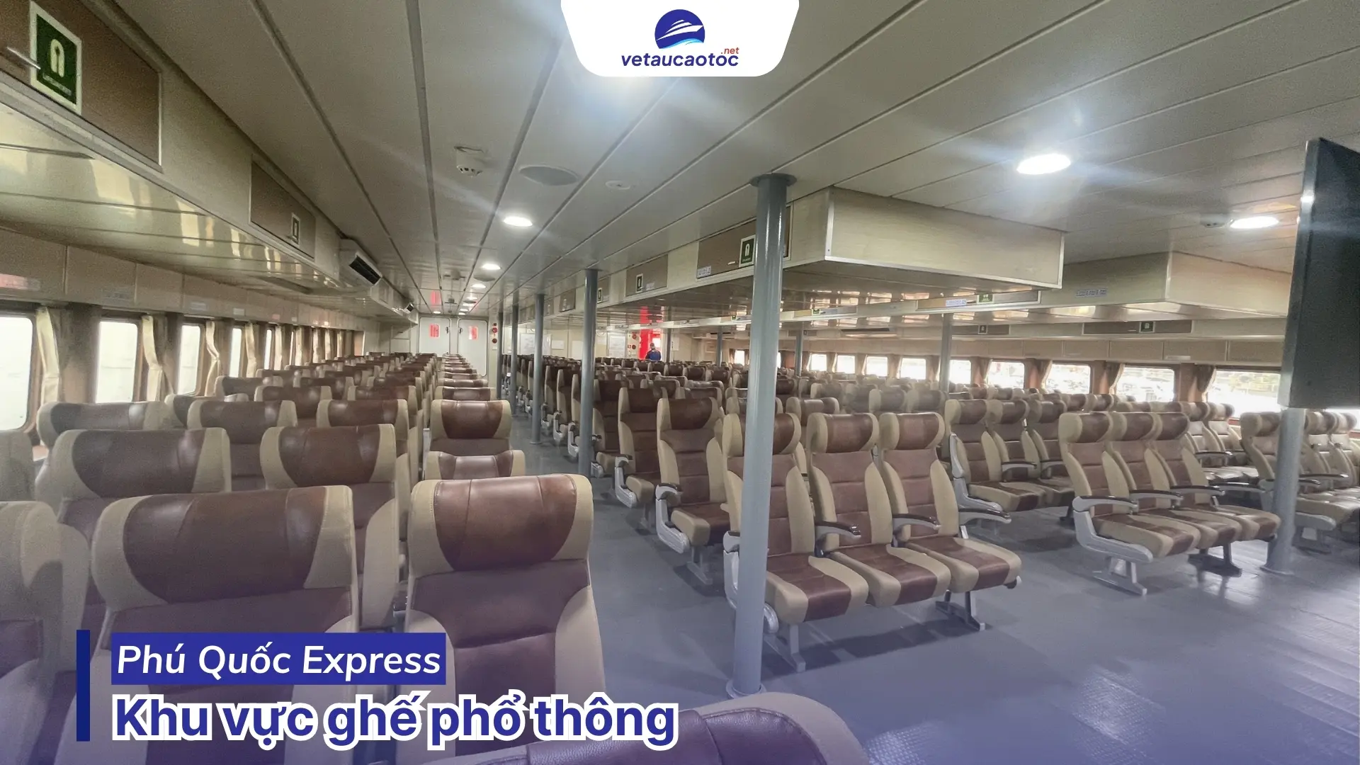 Ghế phổ thông tàu Thăng Long Côn Đảo