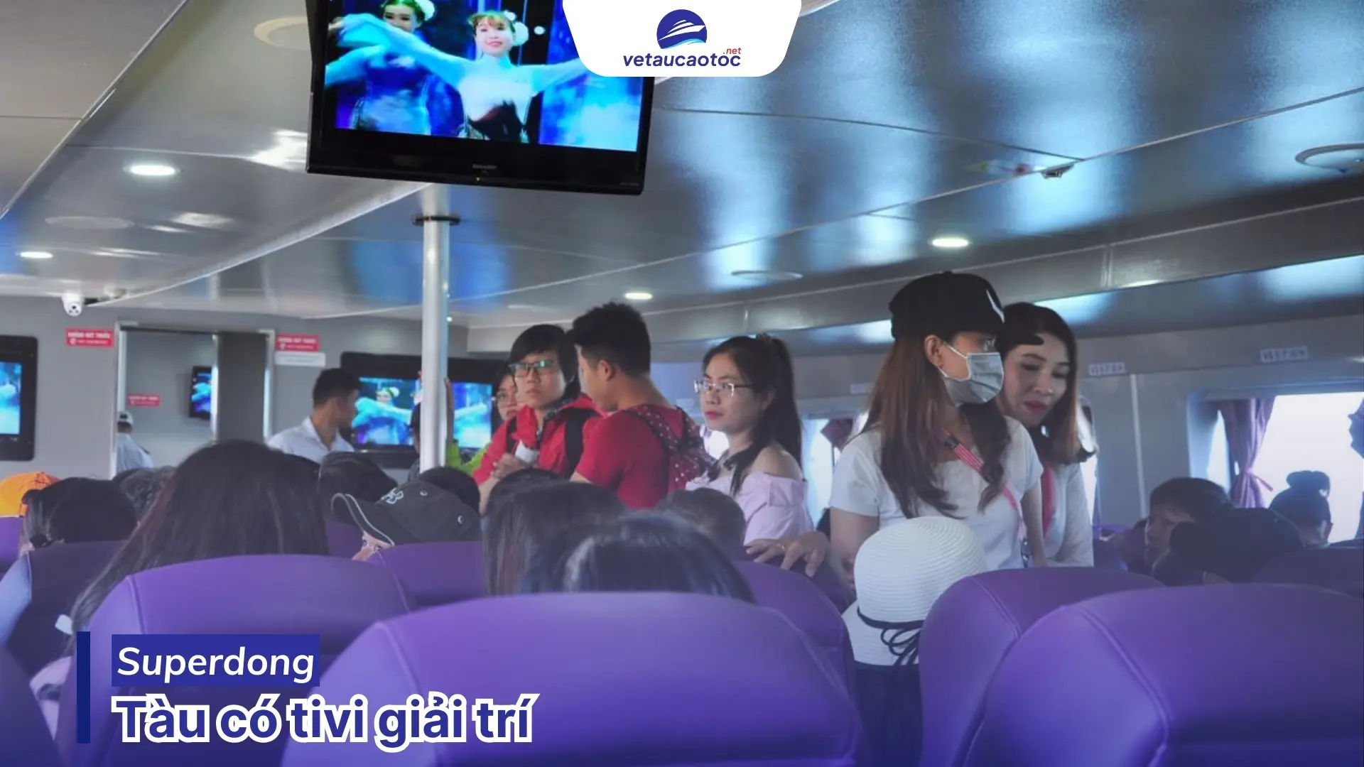 Tàu Rạch Giá Nam Du Superdong có TV giải trí