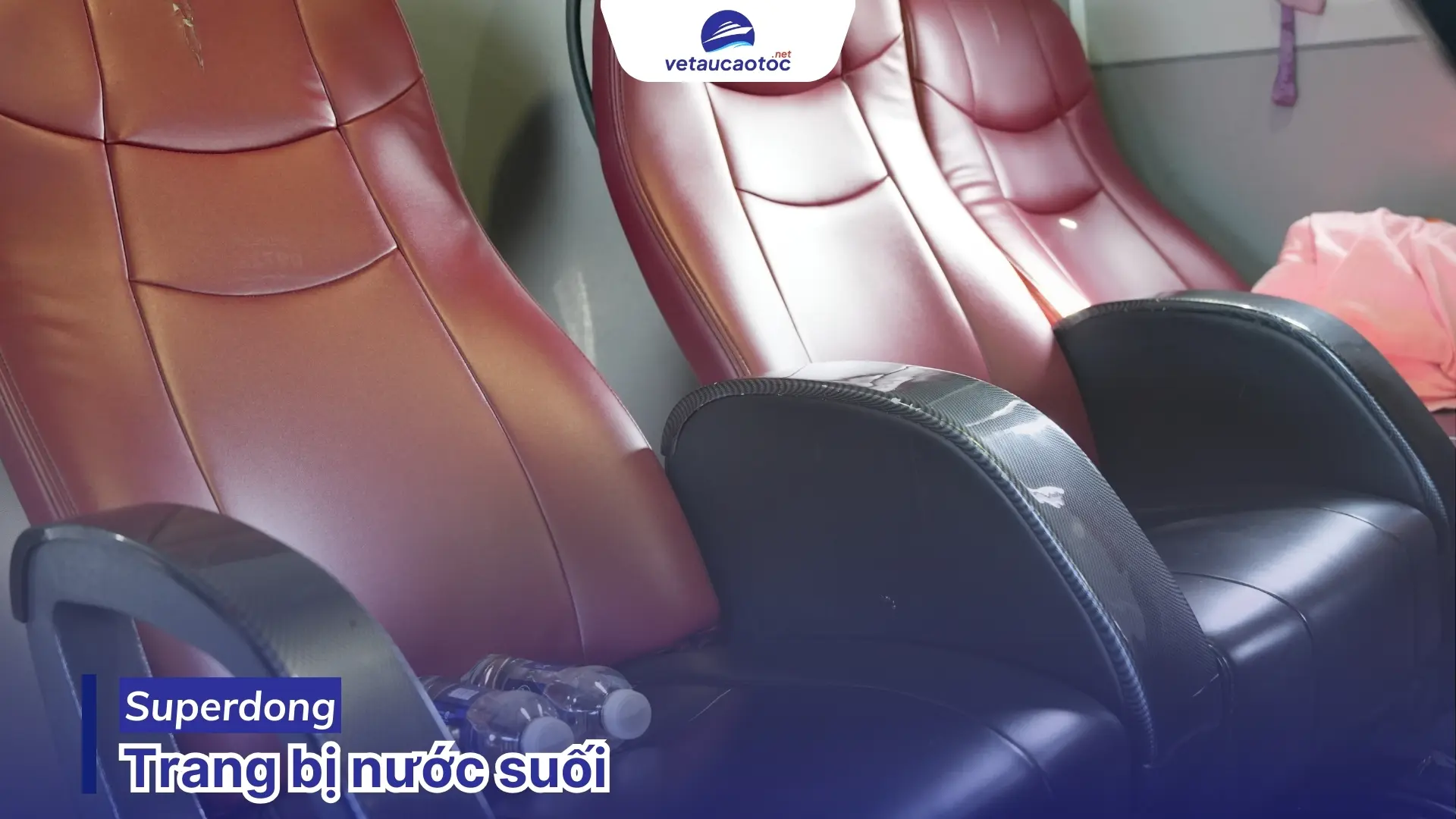 Tàu Superdong đi Côn Đảo có trang bị nước suối